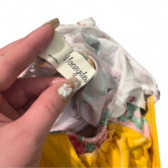 Honeydew Boutique Baby Girl Ruffle Romper - Picture 3 of 4